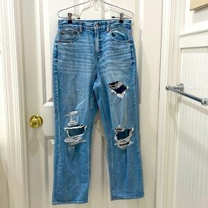 American Eagle Outfitters Ripped Jeans